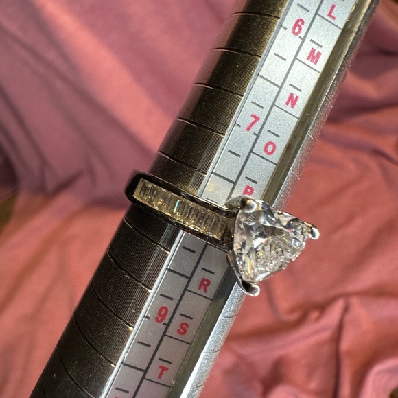 Heart shaped cubic zirconia set in sterling, silver with channel cz’s - Picture 8 of 9